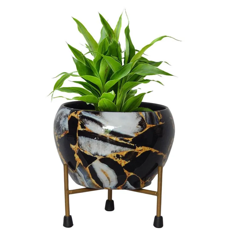 Axl Smudge Planter With Stand