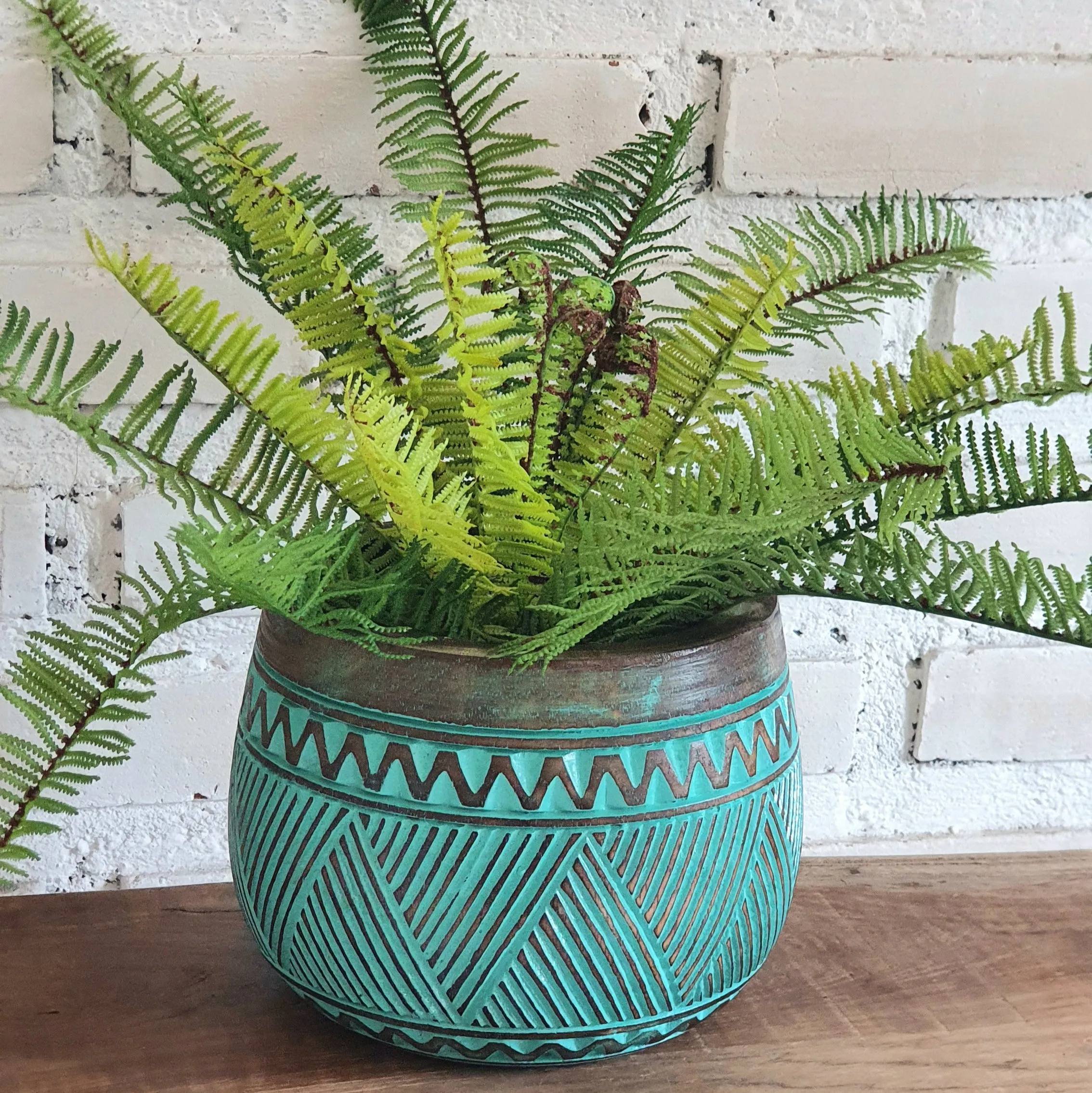 Carved Tribal Zigzag Pattern Wooden Bowl Set