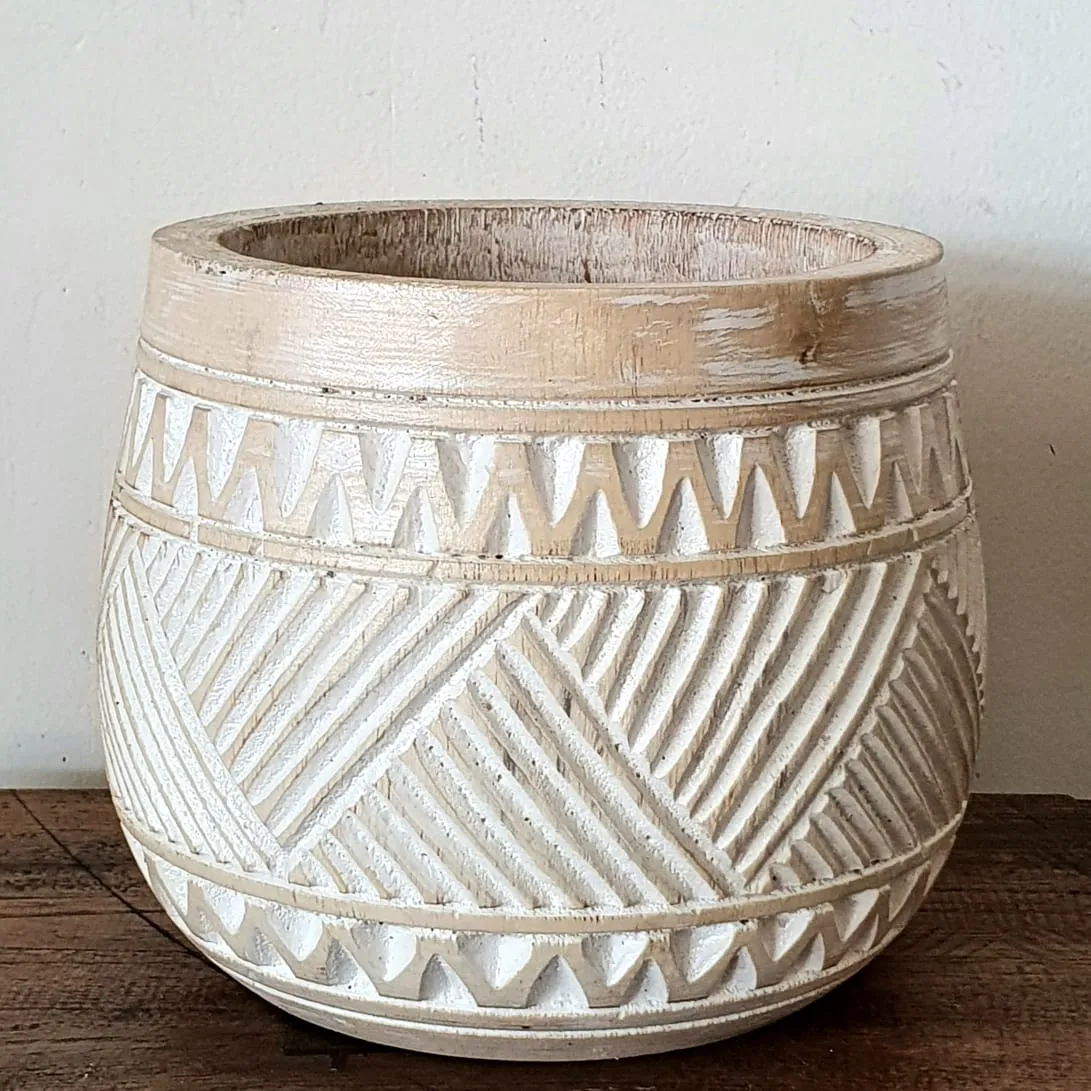 Carved Tribal Zigzag Pattern Wooden Bowl Set