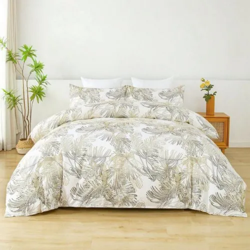 King Size 6 pieces, duvet cover set, golden leaf design.