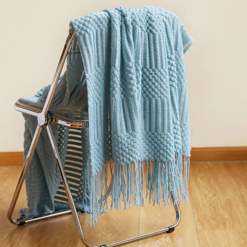 Knitted Blanket With Tassel