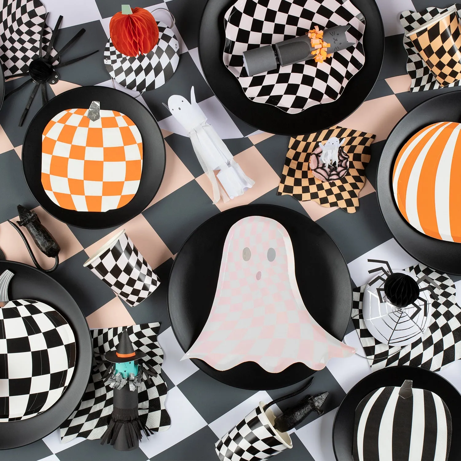 Mod Pattern Pumpkin Plates (x 8)