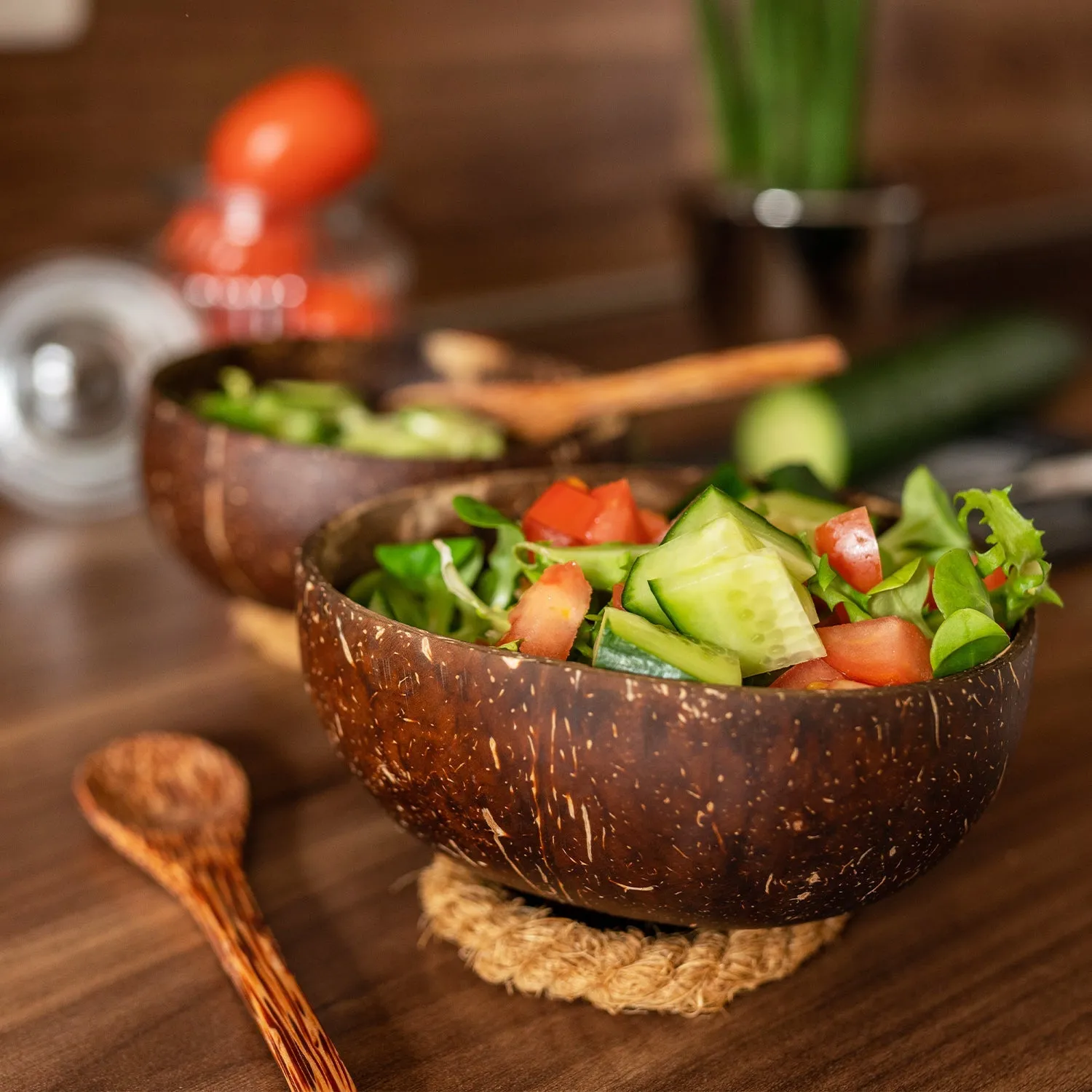 NATURAL COCONUT BOWLS SET - 2 Coconut bowls   2 Wooden spoons   Bowl holder🥥